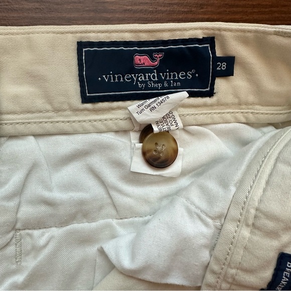 Men’s size 28 Vineyard Vines Breaker Shorts - Picture 3 of 4